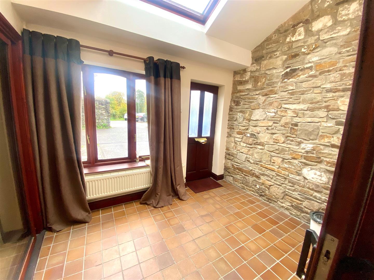 1 THE COURTYARD, WERN DEW FARM, ABERKENFIG.